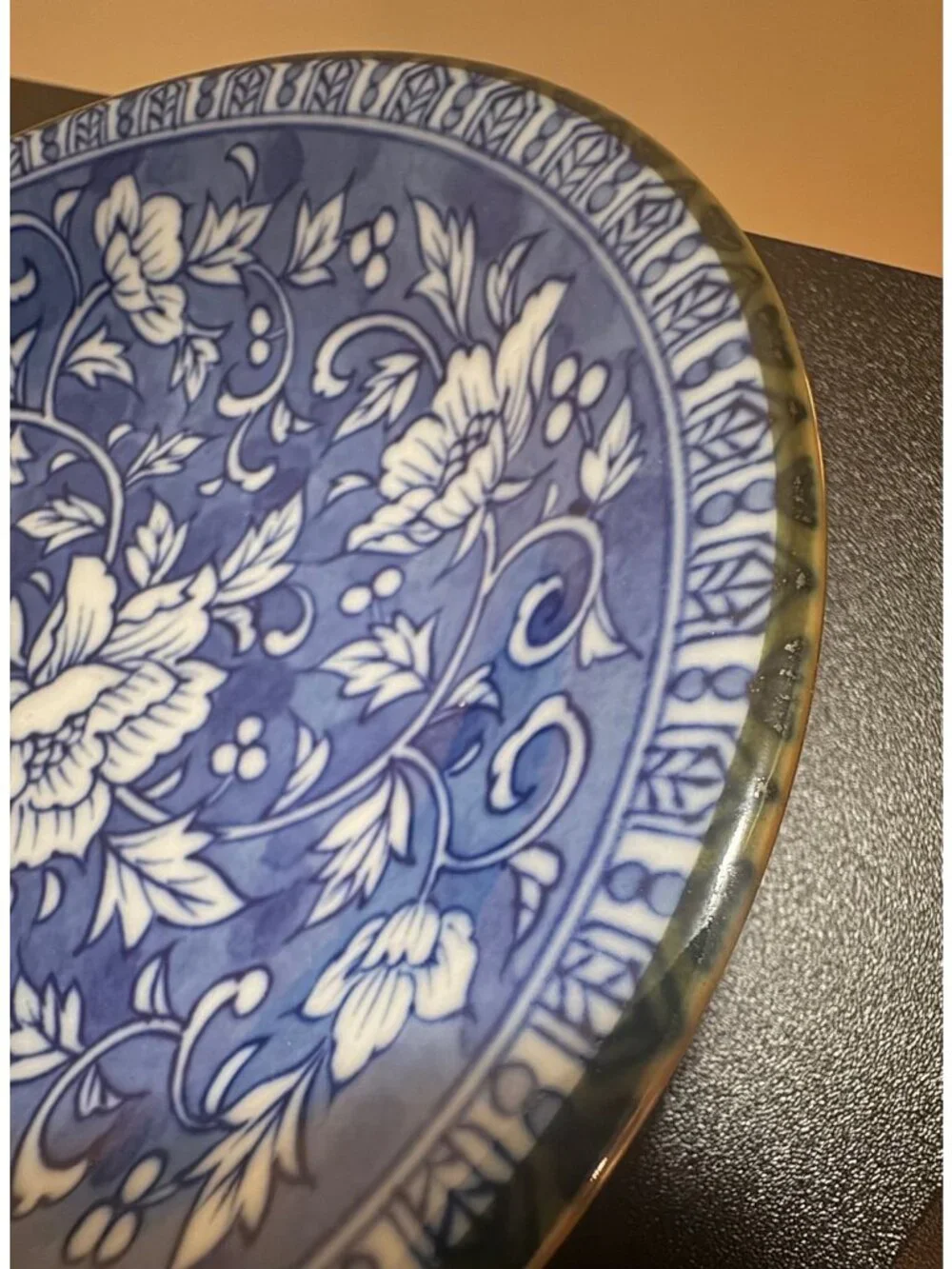 Vintage Japanese porcelain set of 4 plates, blue and white floral